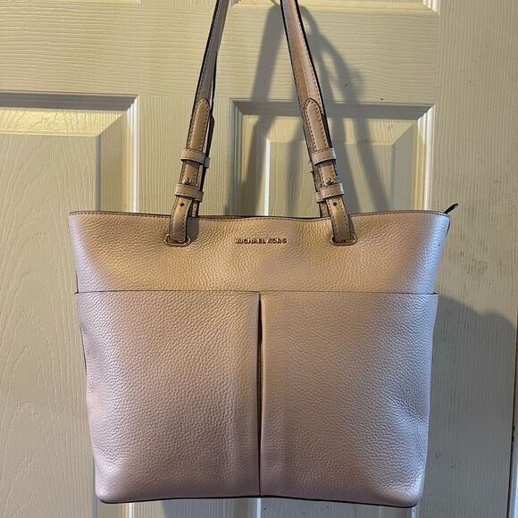 Michael Kors Bedford Pebble leather light pink Medium tote Gold tone accents - Picture 1 of 14